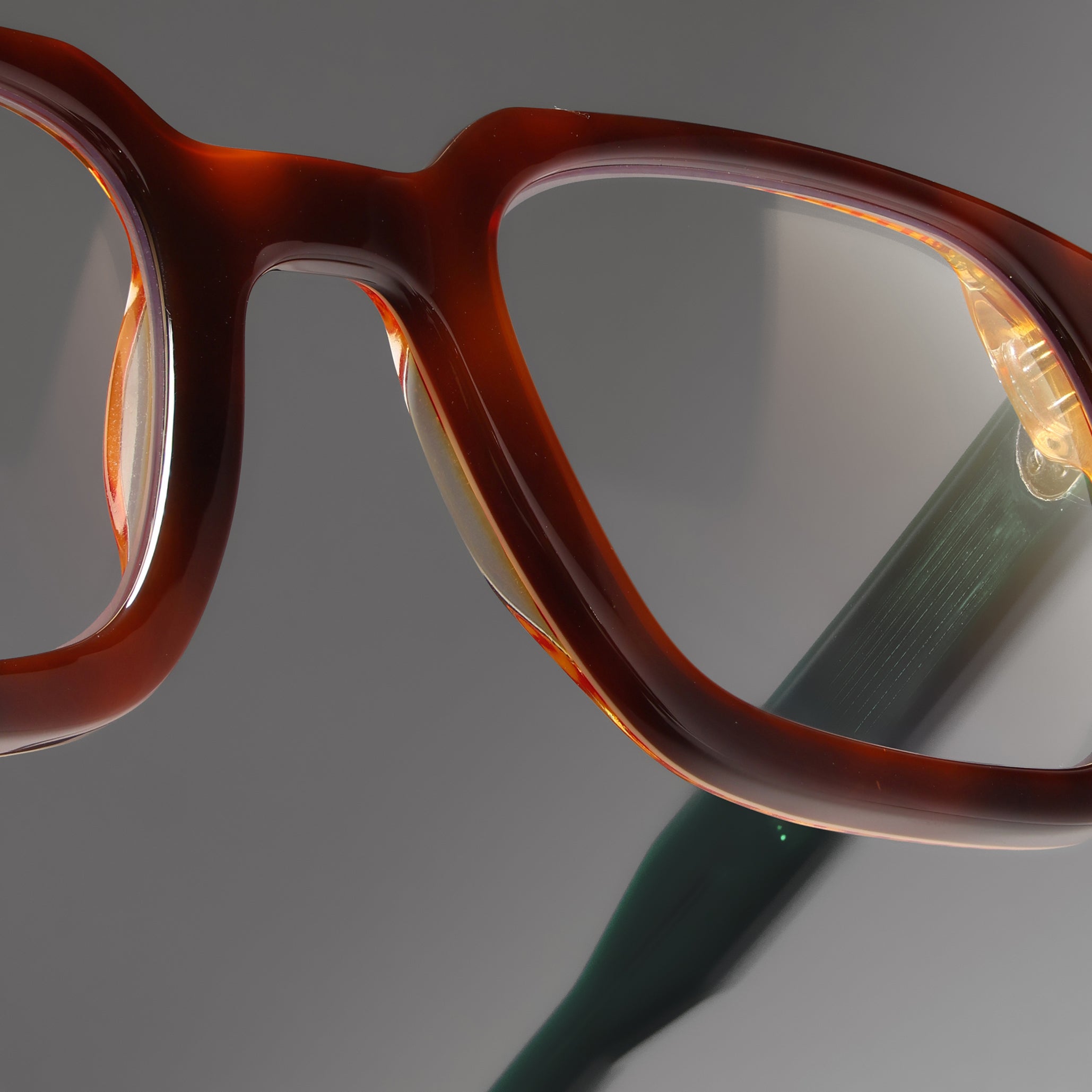 Uslar Tortoise Lam Emerald Green